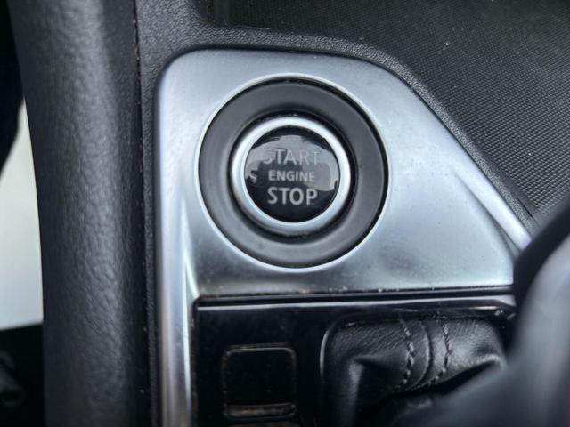 Photo of 2020 Super Black Nissan Sentra