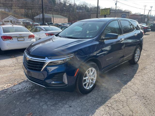 Photo of 2022 Blue Glow Metallic Chevrolet Equinox