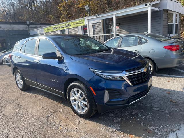 Photo of 2022 Blue Glow Metallic Chevrolet Equinox