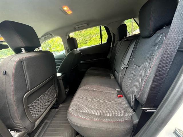 Photo of 2015 Summit White GMC Terrain