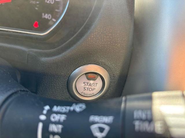 Photo of 2015 Brown Nissan Versa
