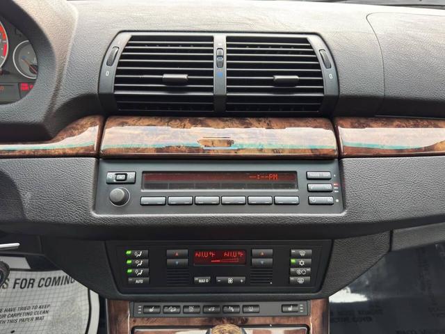 Photo of 2006 Black BMW X5