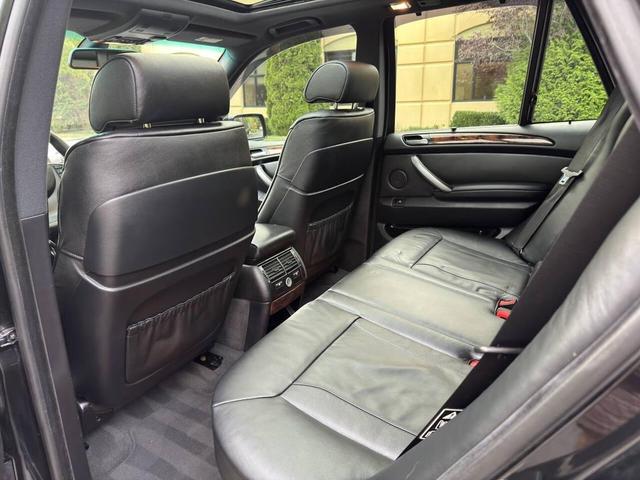 Photo of 2006 Black BMW X5