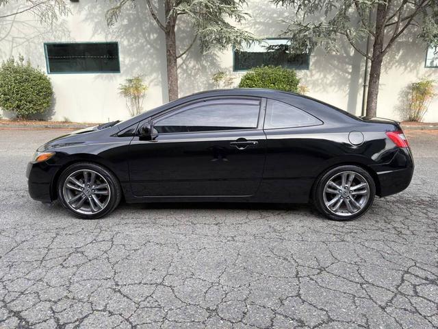Photo of 2011 Black Honda Civic