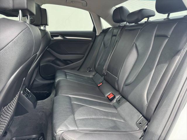 Photo of 2015 White Audi A3