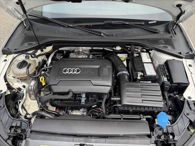 Photo of 2015 White Audi A3