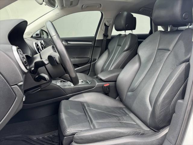 Photo of 2015 White Audi A3