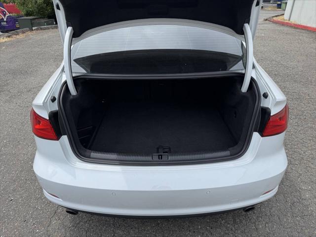 Photo of 2015 White Audi A3