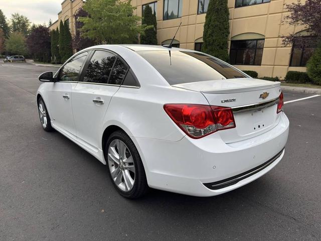 Photo of 2014 White Chevrolet Cruze