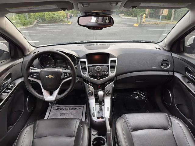 Photo of 2014 White Chevrolet Cruze
