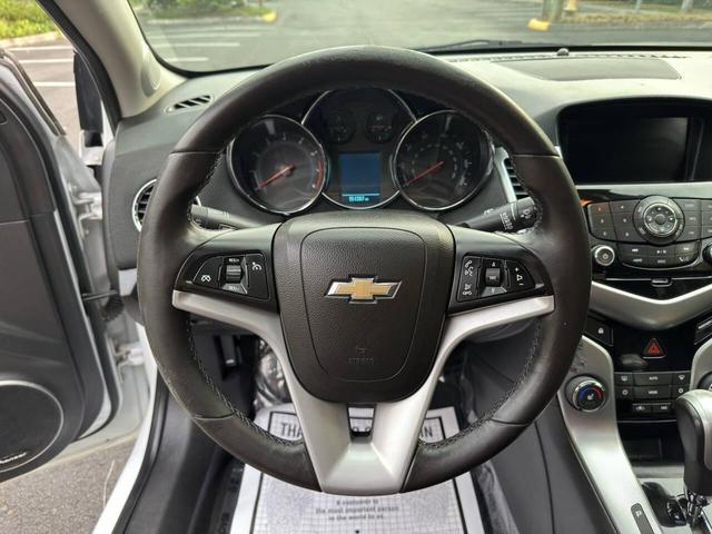 Photo of 2014 White Chevrolet Cruze