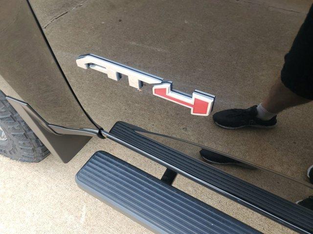 Photo of 2021 Onyx Black GMC Canyon
