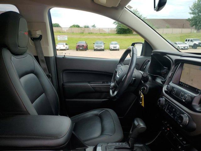 Photo of 2021 Onyx Black GMC Canyon