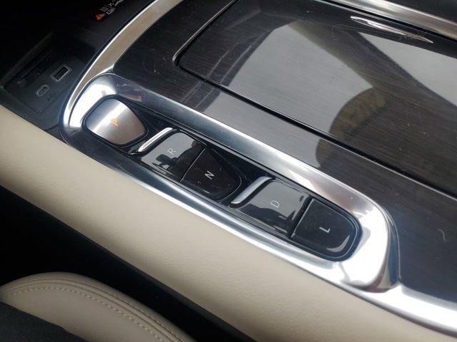 Photo of 2024 Blue Metallic Buick Enclave