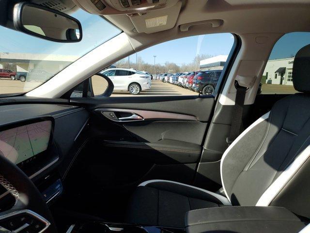 Photo of 2025 Brilliant Red Buick Envision