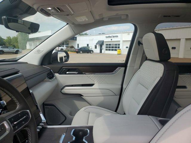 Photo of 2026 Summit White GMC Acadia
