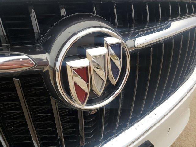 Photo of 2021 White Frost Tri-Coat Buick Enclave