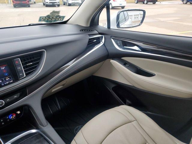 Photo of 2021 White Frost Tri-Coat Buick Enclave