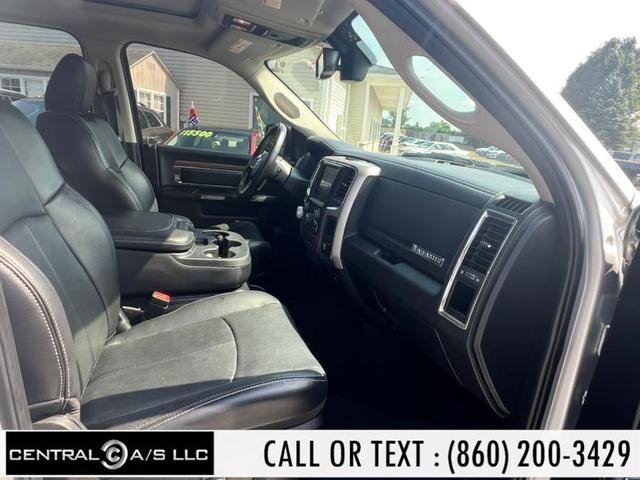 Photo of 2018 Bright Silver Metallic Clearcoat RAM 1500