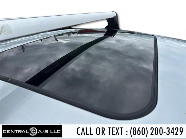 Photo of 2014 Reflex Silver Metallic Volkswagen Jetta