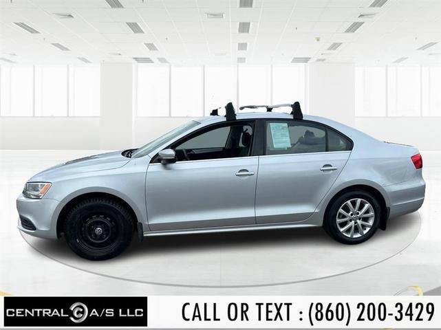 Photo of 2014 Reflex Silver Metallic Volkswagen Jetta