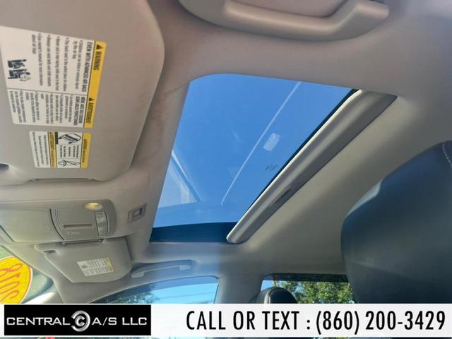Photo of 2018 Magnetic Black Nissan Pathfinder
