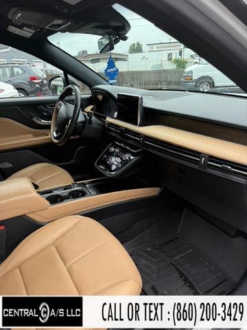 Photo of 2020 Pristine White Lincoln Corsair