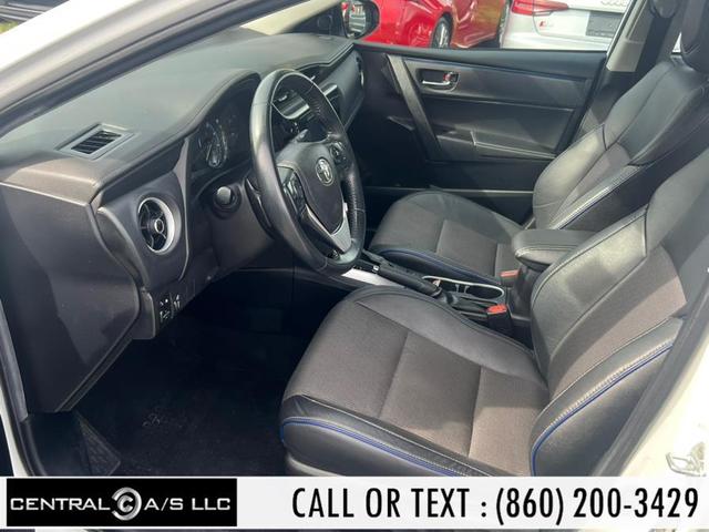 Photo of 2019 Blizzard Pearl Toyota Corolla