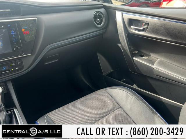 Photo of 2019 Blizzard Pearl Toyota Corolla