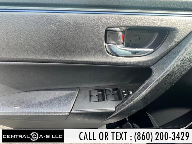 Photo of 2019 Blizzard Pearl Toyota Corolla