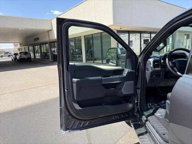 Photo of 2025 Carbonized Gray Metallic Ford F-150