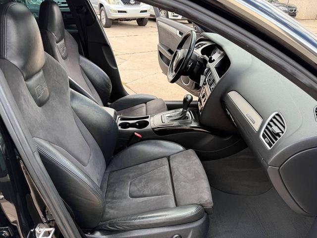 Photo of 2011 Brilliant Black Audi S4