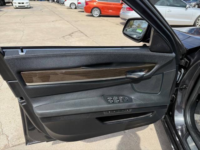 Photo of 2012 Gray BMW 750
