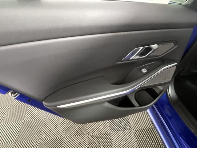 Photo of 2025 Portimao Blue Metallic BMW 330