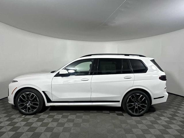 Photo of 2026 Alpine White BMW X7