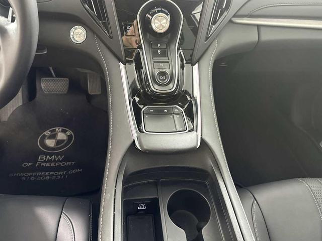 Photo of 2022 Liquid Carbon Metallic Acura RDX