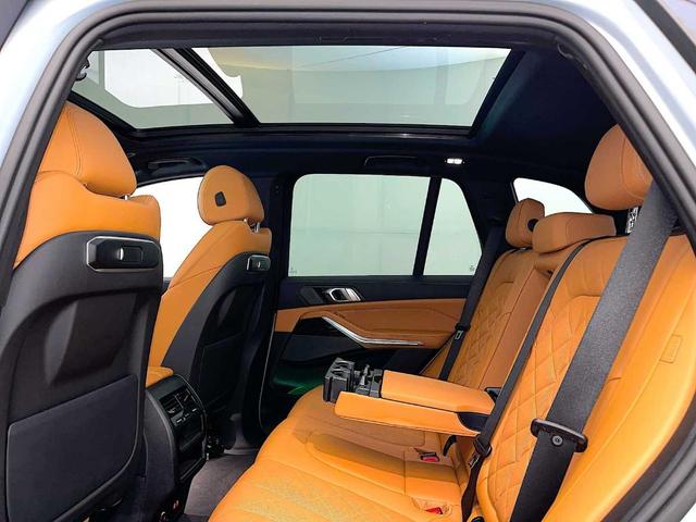 Photo of 2024 Gray Metallic BMW X5