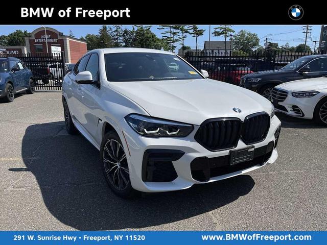 Photo of 2022 Mineral White Metallic BMW X6
