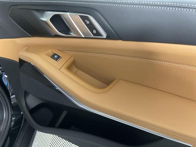 Photo of 2024 Black Sapphire Metallic BMW X5