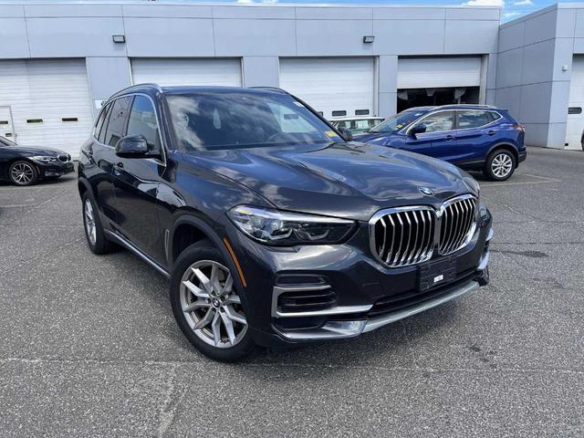 Photo of 2023 Dark Graphite Metallic BMW X5