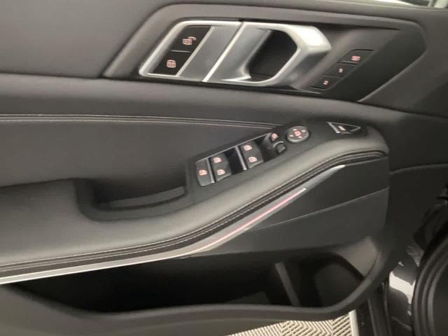 Photo of 2023 Dark Graphite Metallic BMW X5