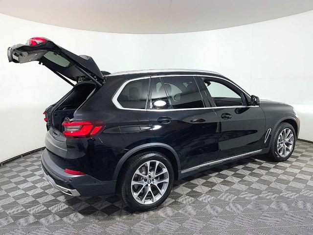 Photo of 2023 Jet Black BMW X5