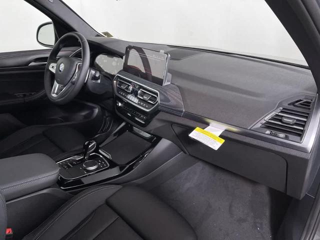 Photo of 2023 Skyscraper Gray Metallic BMW X3