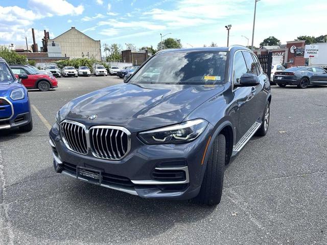 Photo of 2022 Metallic BMW X5