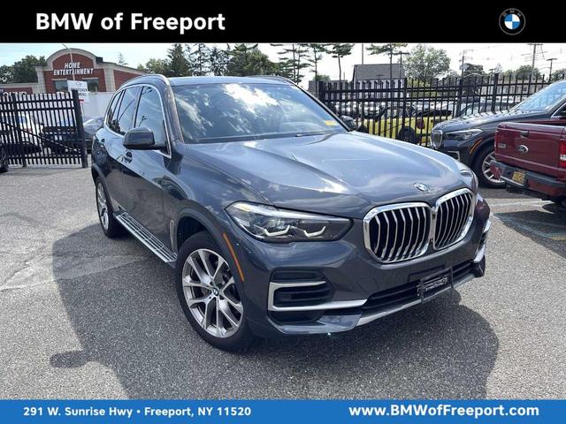 Photo of 2022 Metallic BMW X5