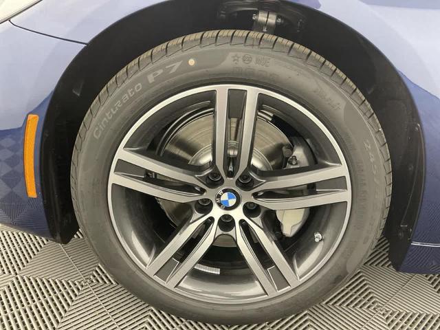 Photo of 2022 Phytonic Blue Metallic BMW 530