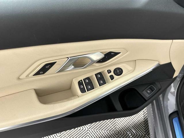 Photo of 2025 Gray Metallic BMW 330