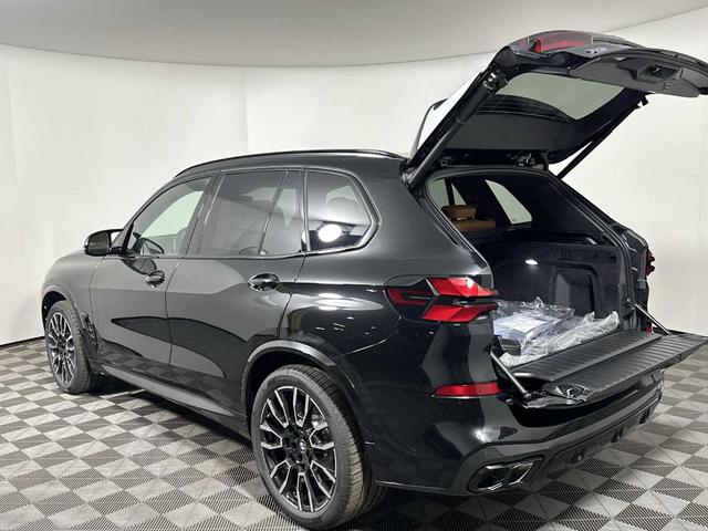 Photo of 2026 Black Sapphire Metallic BMW X5