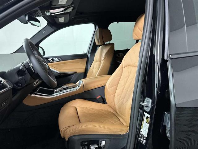 Photo of 2026 Black Sapphire Metallic BMW X5