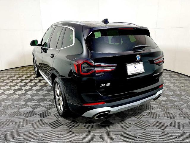 Photo of 2022 Jet Black BMW X3